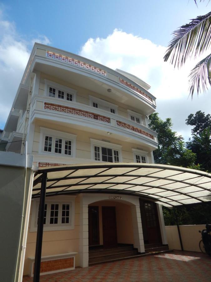 Royal Homes Kochi Esterno foto